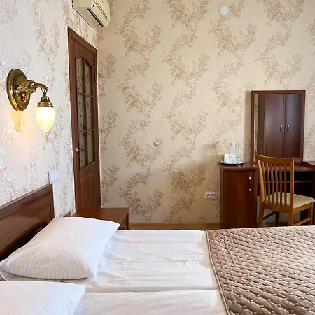 普拉泽玛酒店 酒店