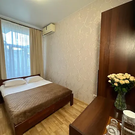 普拉泽玛酒店 3*