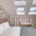 Plazma Готель