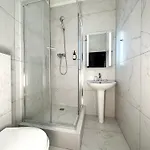 Готель Plazma Львів