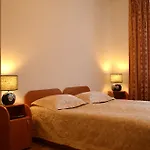 Plazma Готель 3*