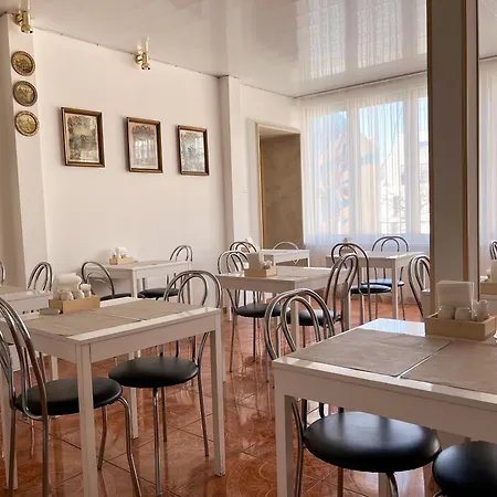 Plazma מלון 3*