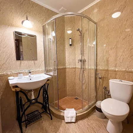 Plazma מלון 3*