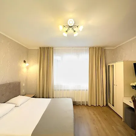 Plazma Hotel 3*