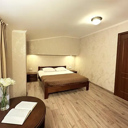 Hotel Plazma 3*