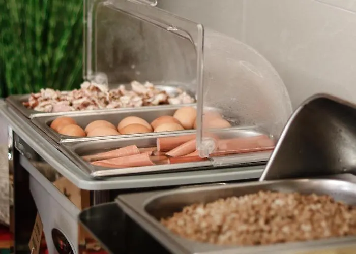 Traditional Old Town Angel Отель 3*