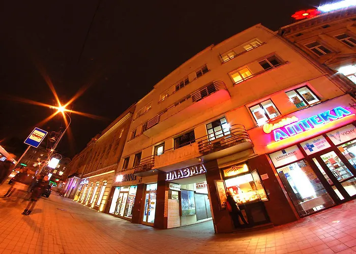 Traditional Old Town Angel Отель