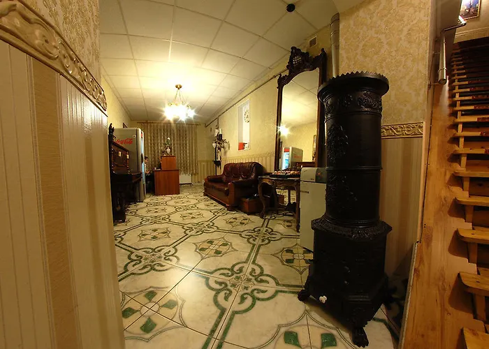 Traditional Old Town Angel Отель 3*